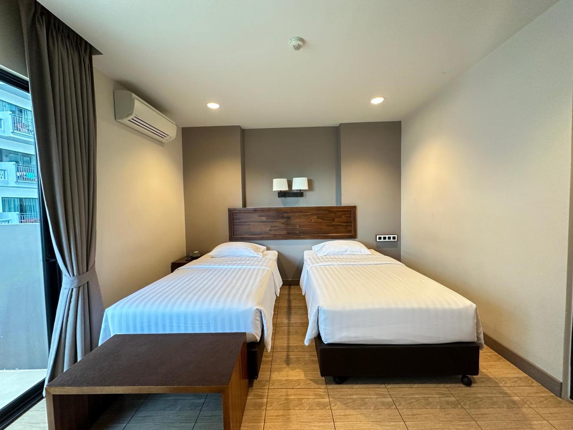 Mangrove Prestige Hotel Na Chom Thian Exterior foto