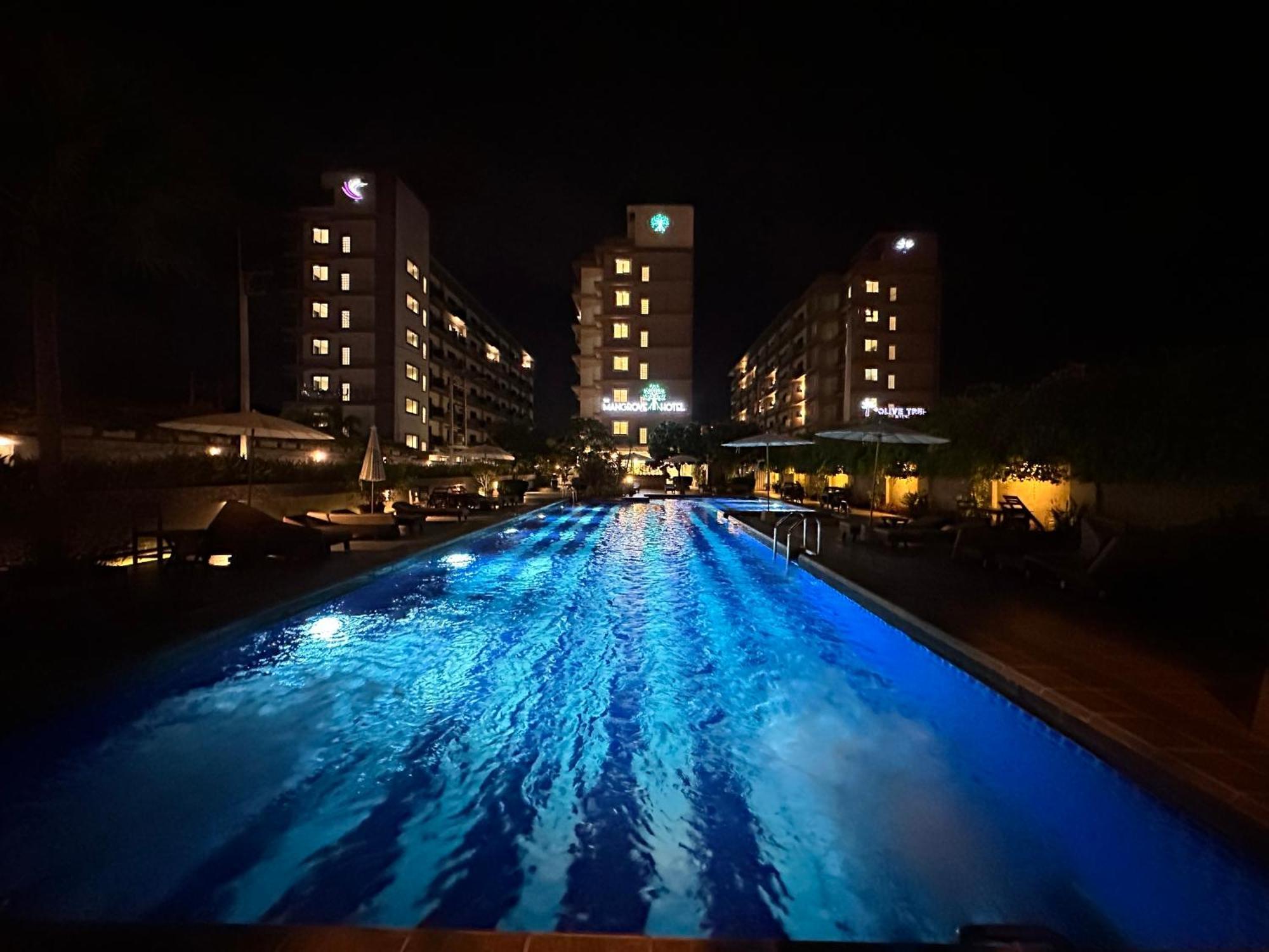 Mangrove Prestige Hotel Na Chom Thian Exterior foto